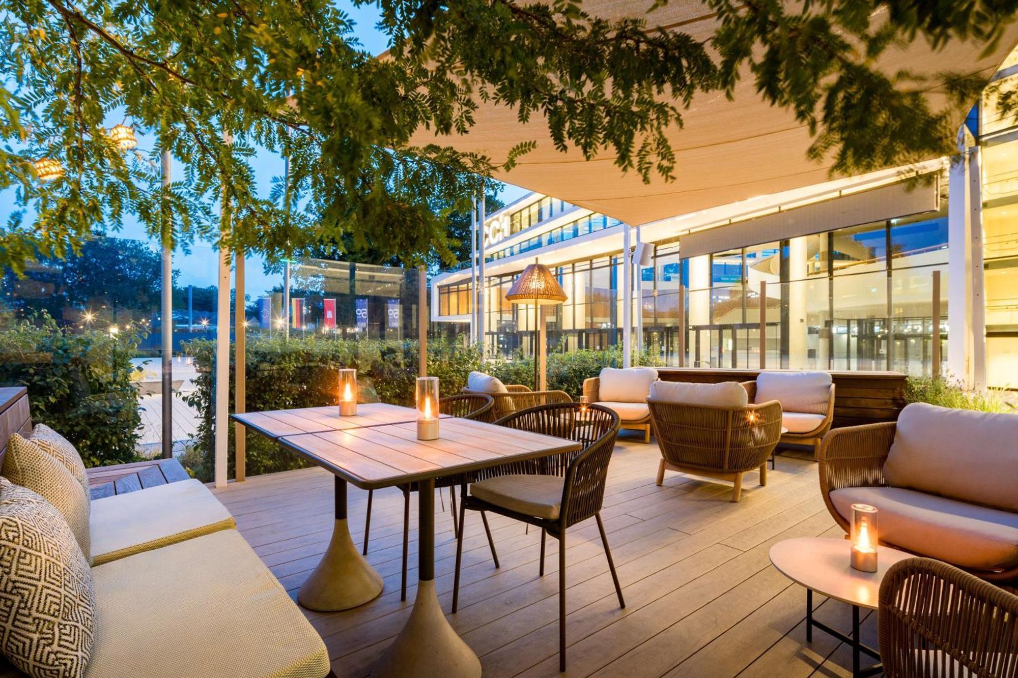 Radisson Blu Hotel, Hamburg Bagian luar foto